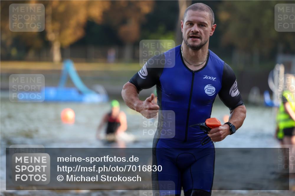 08.09.2024 - Stadtparktriathlon Michael Strokosch http://msf.ph/oto/7016830 08.09.2024 08:48:41 Schwimmen 4, 16, 65 meine-sportfotos.de