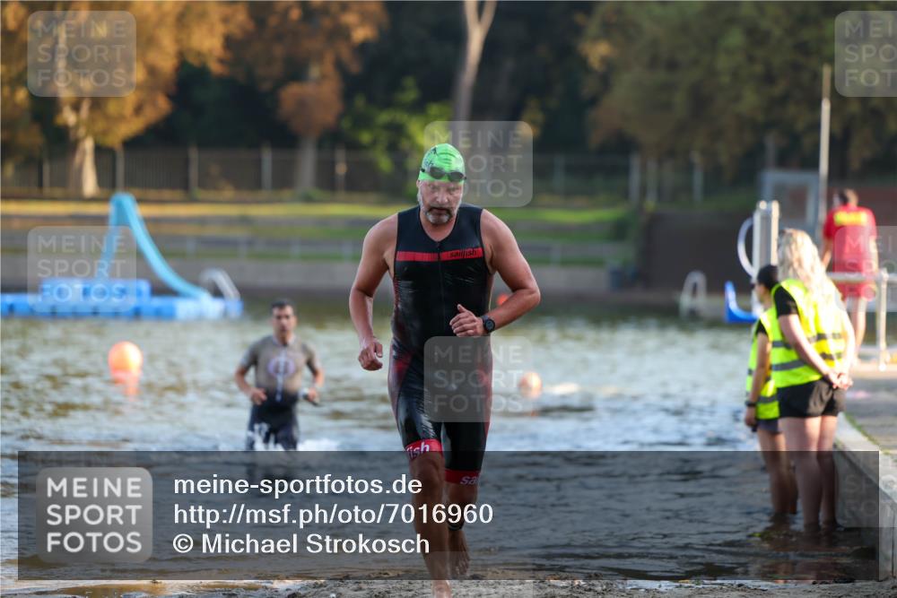 08.09.2024 - Stadtparktriathlon Michael Strokosch http://msf.ph/oto/7016960 08.09.2024 08:48:51 Schwimmen 16, 42 meine-sportfotos.de