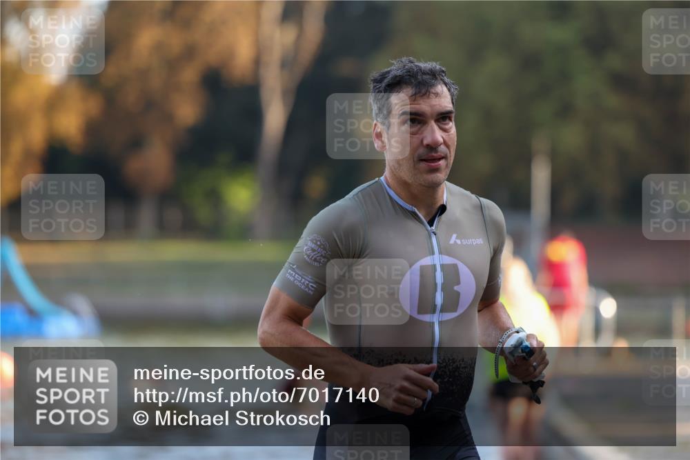 08.09.2024 - Stadtparktriathlon Michael Strokosch http://msf.ph/oto/7017140 08.09.2024 08:48:58 Schwimmen 42 meine-sportfotos.de