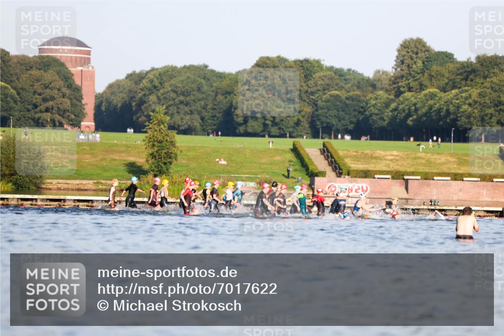 08.09.2024 - Stadtparktriathlon Michael Strokosch http://msf.ph/oto/7017622 08.09.2024 08:55:10 Schwimmen  meine-sportfotos.de