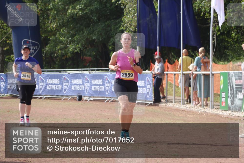 08.09.2024 - Airport Race Strokosch-Dieckow http://msf.ph/oto/7017652 08.09.2024 12:08:04 Ziel 2518, 2559, 3093 meine-sportfotos.de
