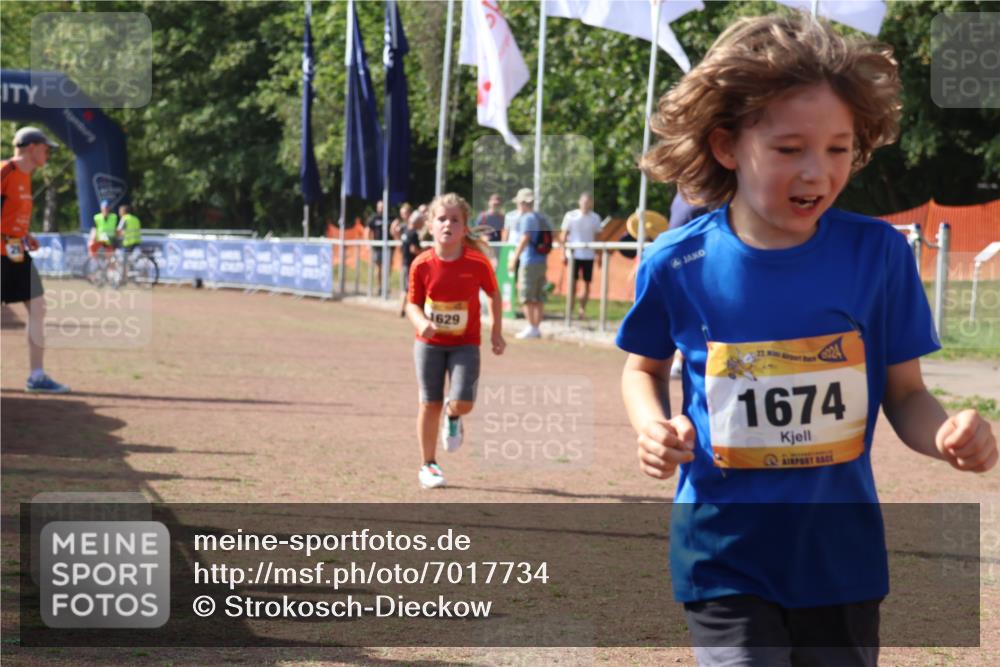 08.09.2024 - Airport Race Strokosch-Dieckow http://msf.ph/oto/7017734 08.09.2024 11:33:31 Ziel 1629, 1640, 1674 meine-sportfotos.de