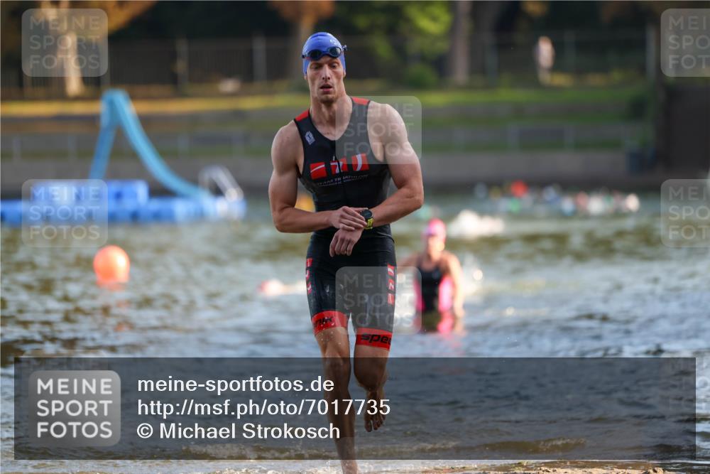 08.09.2024 - Stadtparktriathlon Michael Strokosch http://msf.ph/oto/7017735 08.09.2024 08:57:22 Schwimmen 99, 114, 122 meine-sportfotos.de
