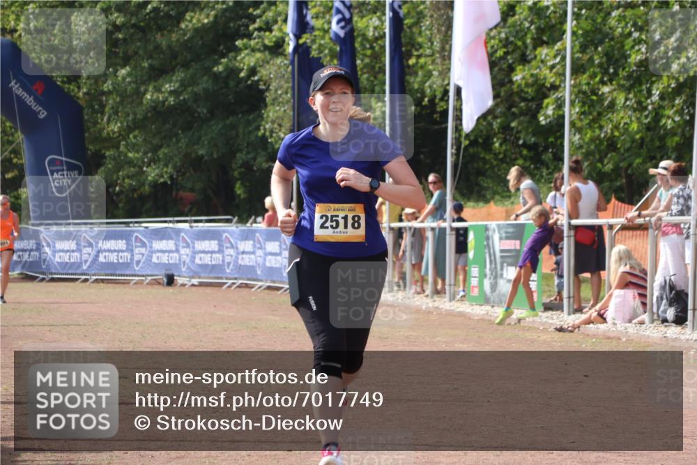 08.09.2024 - Airport Race Strokosch-Dieckow http://msf.ph/oto/7017749 08.09.2024 12:08:10 Ziel 2518, 2559, 3068 meine-sportfotos.de