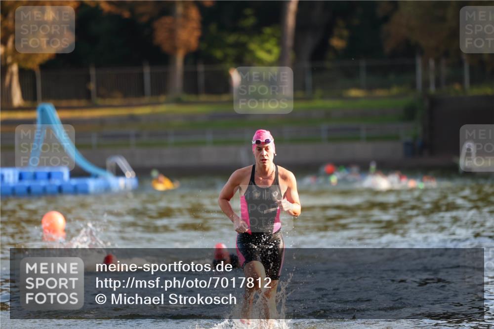 08.09.2024 - Stadtparktriathlon Michael Strokosch http://msf.ph/oto/7017812 08.09.2024 08:57:29 Schwimmen 99, 106, 126 meine-sportfotos.de