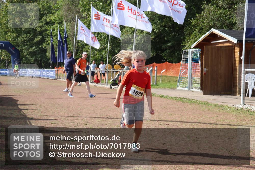 08.09.2024 - Airport Race Strokosch-Dieckow http://msf.ph/oto/7017883 08.09.2024 11:33:33 Ziel 1629, 1640, 1674 meine-sportfotos.de
