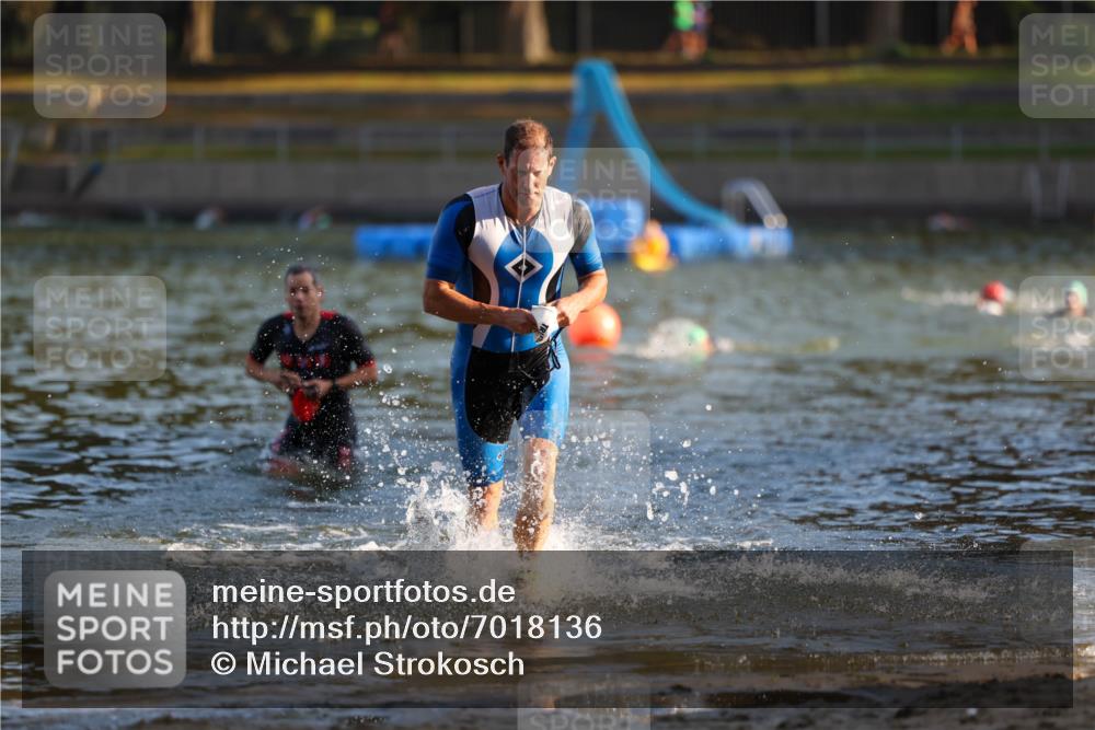 08.09.2024 - Stadtparktriathlon Michael Strokosch http://msf.ph/oto/7018136 08.09.2024 08:58:09 Schwimmen 102, 158 meine-sportfotos.de