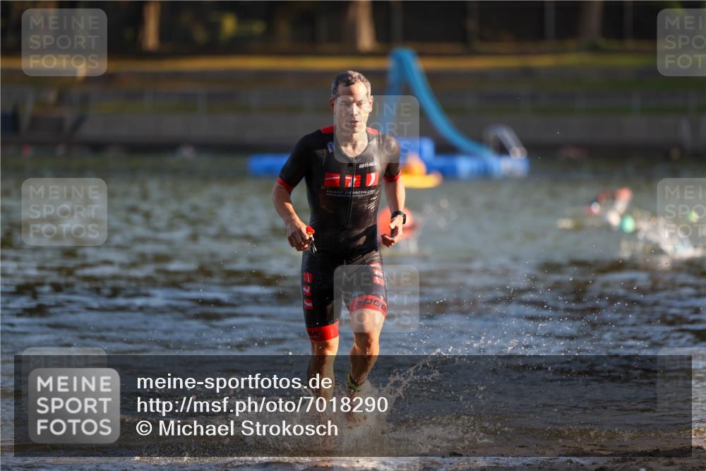 08.09.2024 - Stadtparktriathlon Michael Strokosch http://msf.ph/oto/7018290 08.09.2024 08:58:15 Schwimmen 158 meine-sportfotos.de