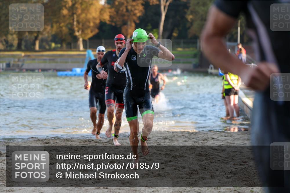 08.09.2024 - Stadtparktriathlon Michael Strokosch http://msf.ph/oto/7018579 08.09.2024 08:58:45 Schwimmen 91, 92, 93, 98, 110, 112, 120, 127 meine-sportfotos.de
