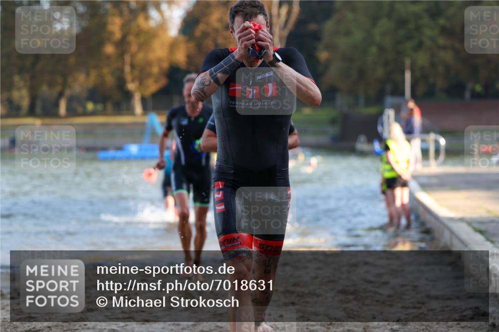 08.09.2024 - Stadtparktriathlon Michael Strokosch http://msf.ph/oto/7018631 08.09.2024 08:58:47 Schwimmen 93, 98, 110, 112, 115, 120, 127 meine-sportfotos.de