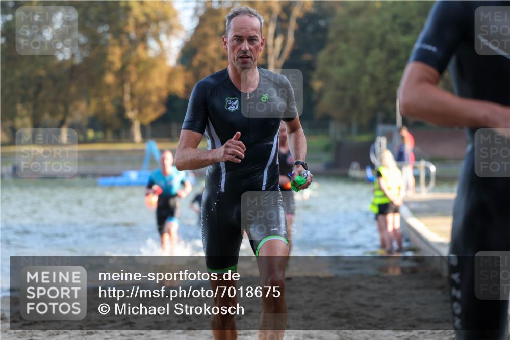 08.09.2024 - Stadtparktriathlon Michael Strokosch http://msf.ph/oto/7018675 08.09.2024 08:58:49 Schwimmen 93, 98, 110, 115, 120, 127 meine-sportfotos.de