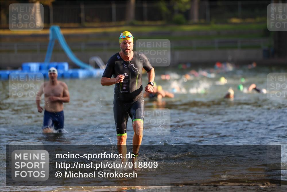 08.09.2024 - Stadtparktriathlon Michael Strokosch http://msf.ph/oto/7018809 08.09.2024 08:58:56 Schwimmen 104, 110, 115 meine-sportfotos.de