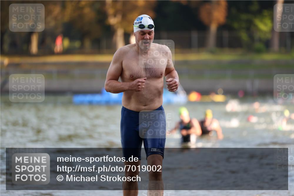 08.09.2024 - Stadtparktriathlon Michael Strokosch http://msf.ph/oto/7019002 08.09.2024 08:59:05 Schwimmen 94, 104 meine-sportfotos.de