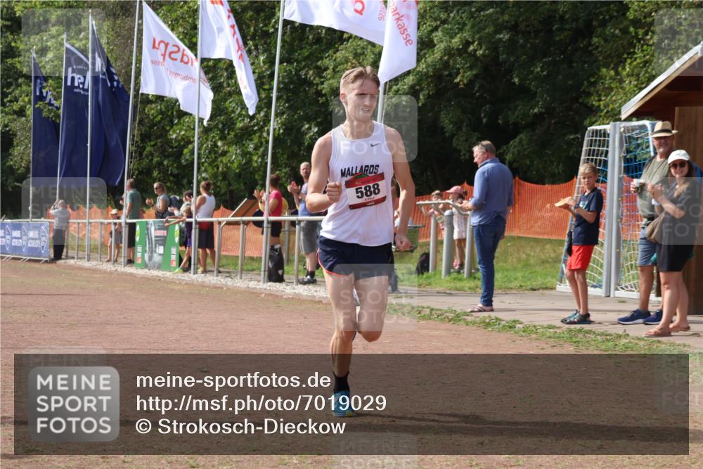 08.09.2024 - Airport Race Strokosch-Dieckow http://msf.ph/oto/7019029 08.09.2024 11:59:55 Ziel 588, 2890, 3092, 3142 meine-sportfotos.de