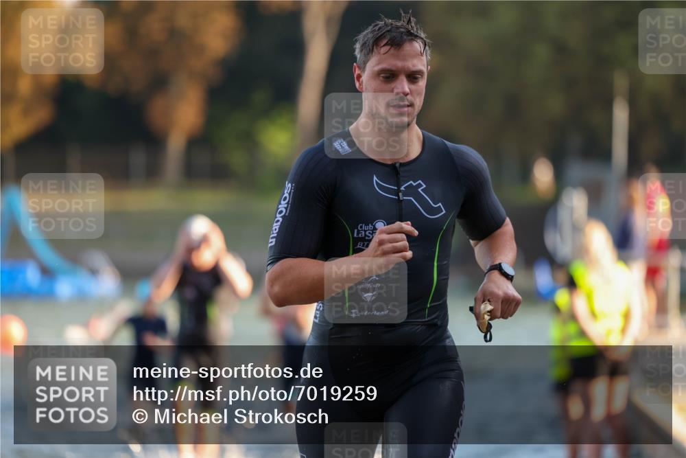 08.09.2024 - Stadtparktriathlon Michael Strokosch http://msf.ph/oto/7019259 08.09.2024 08:59:24 Schwimmen 97, 107, 109, 113, 117, 119, 128 meine-sportfotos.de