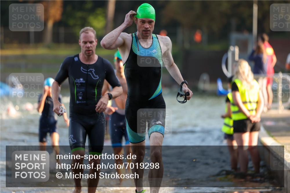 08.09.2024 - Stadtparktriathlon Michael Strokosch http://msf.ph/oto/7019298 08.09.2024 08:59:26 Schwimmen 107, 109, 113, 117, 119, 128 meine-sportfotos.de