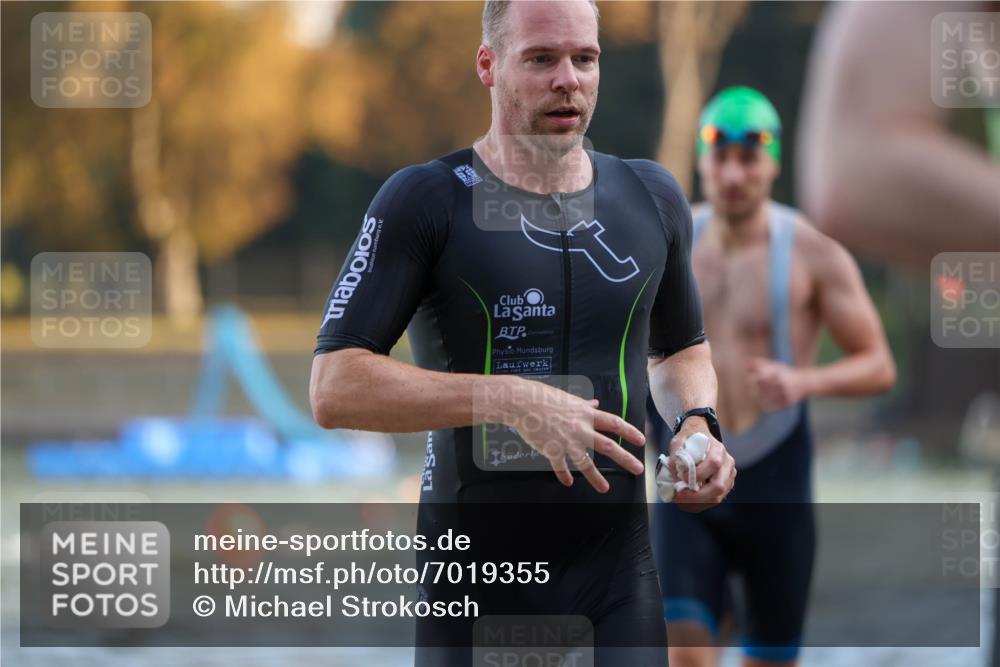 08.09.2024 - Stadtparktriathlon Michael Strokosch http://msf.ph/oto/7019355 08.09.2024 08:59:29 Schwimmen 107, 109, 113, 117, 128 meine-sportfotos.de