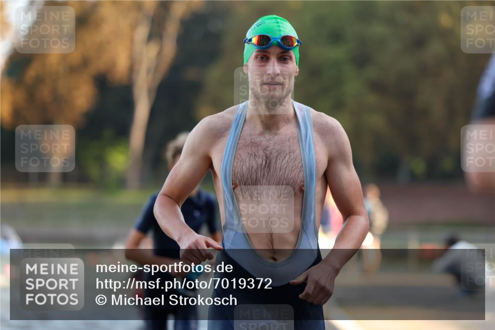 08.09.2024 - Stadtparktriathlon Michael Strokosch http://msf.ph/oto/7019372 08.09.2024 08:59:31 Schwimmen 107, 113, 117, 128 meine-sportfotos.de