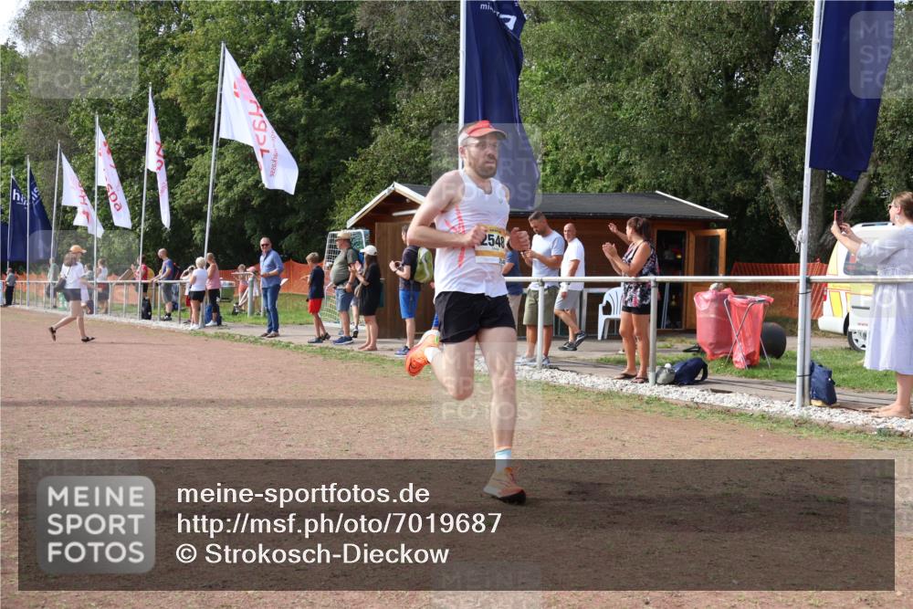 08.09.2024 - Airport Race Strokosch-Dieckow http://msf.ph/oto/7019687 08.09.2024 12:00:27 Ziel 2548, 2600 meine-sportfotos.de