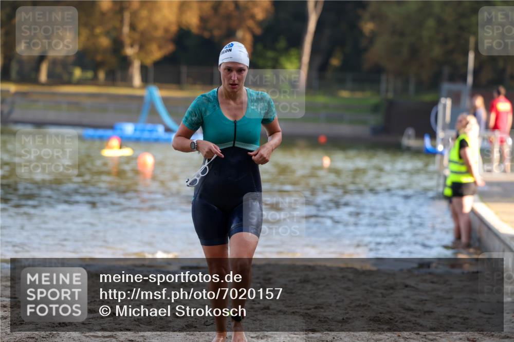 08.09.2024 - Stadtparktriathlon Michael Strokosch http://msf.ph/oto/7020157 08.09.2024 09:02:53 Schwimmen 100 meine-sportfotos.de