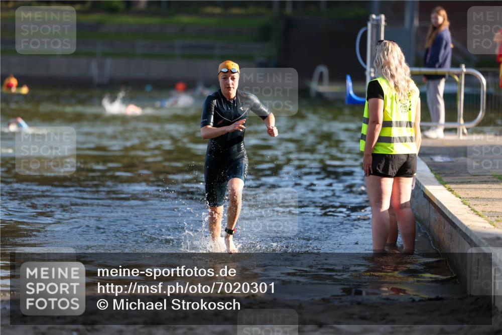 08.09.2024 - Stadtparktriathlon Michael Strokosch http://msf.ph/oto/7020301 08.09.2024 09:05:04 Schwimmen 131 meine-sportfotos.de