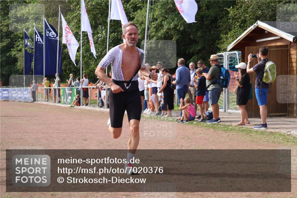 08.09.2024 - Airport Race Strokosch-Dieckow http://msf.ph/oto/7020376 08.09.2024 12:01:34 Ziel 2519, 2628, 2672, 2685 meine-sportfotos.de