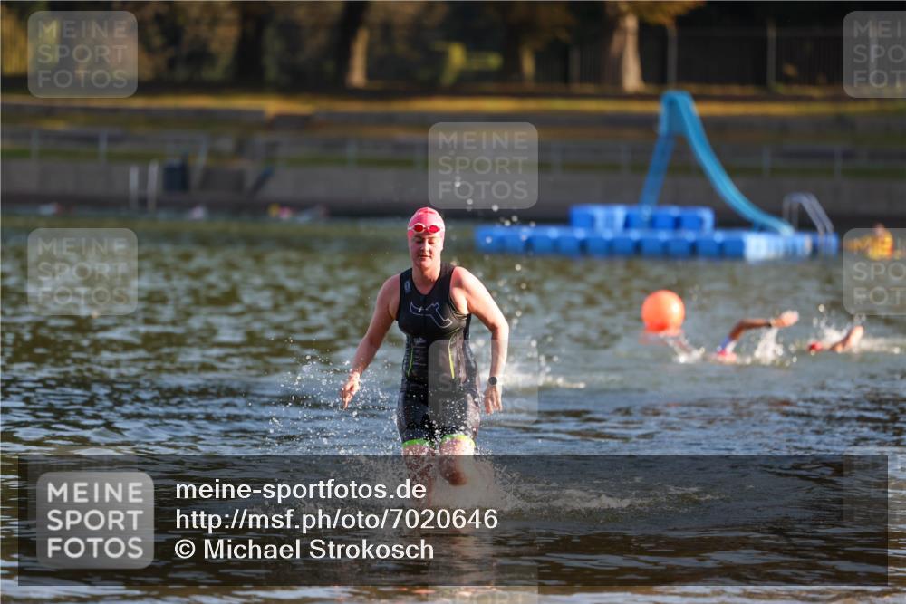 08.09.2024 - Stadtparktriathlon Michael Strokosch http://msf.ph/oto/7020646 08.09.2024 09:05:57 Schwimmen 154, 167 meine-sportfotos.de