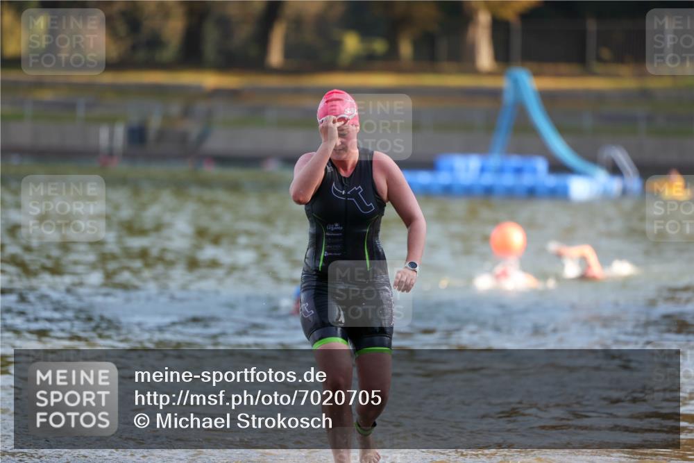 08.09.2024 - Stadtparktriathlon Michael Strokosch http://msf.ph/oto/7020705 08.09.2024 09:06:00 Schwimmen 154, 167 meine-sportfotos.de