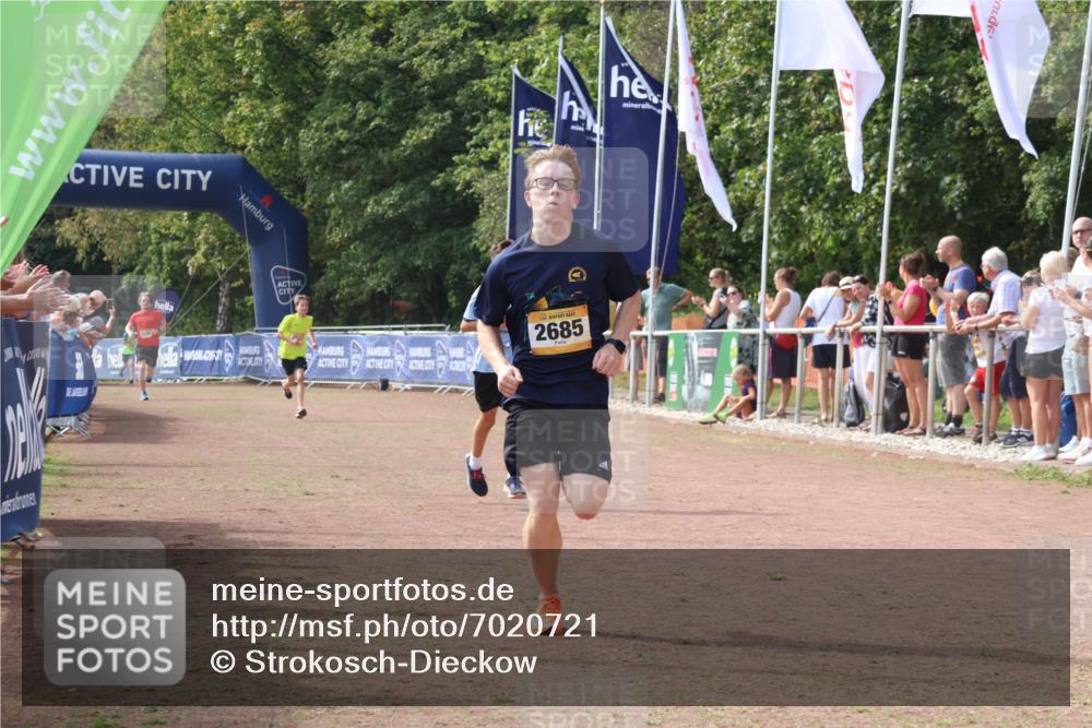 08.09.2024 - Airport Race Strokosch-Dieckow http://msf.ph/oto/7020721 08.09.2024 12:01:42 Ziel 2522, 2529, 2628, 2685 meine-sportfotos.de