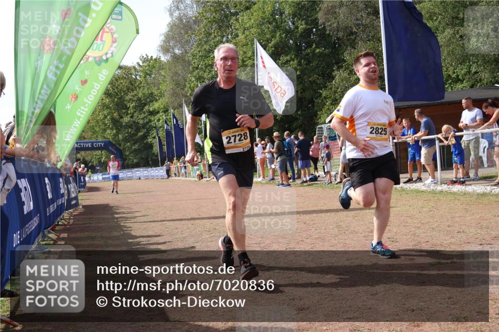 08.09.2024 - Airport Race Strokosch-Dieckow http://msf.ph/oto/7020836 08.09.2024 12:09:28 Ziel 2728, 2825, 2871 meine-sportfotos.de