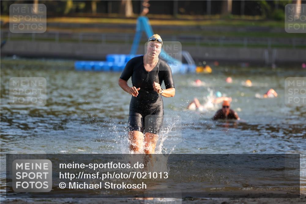 08.09.2024 - Stadtparktriathlon Michael Strokosch http://msf.ph/oto/7021013 08.09.2024 09:06:35 Schwimmen 174 meine-sportfotos.de