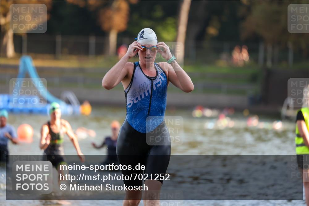 08.09.2024 - Stadtparktriathlon Michael Strokosch http://msf.ph/oto/7021252 08.09.2024 09:06:54 Schwimmen 140, 150, 151, 163 meine-sportfotos.de