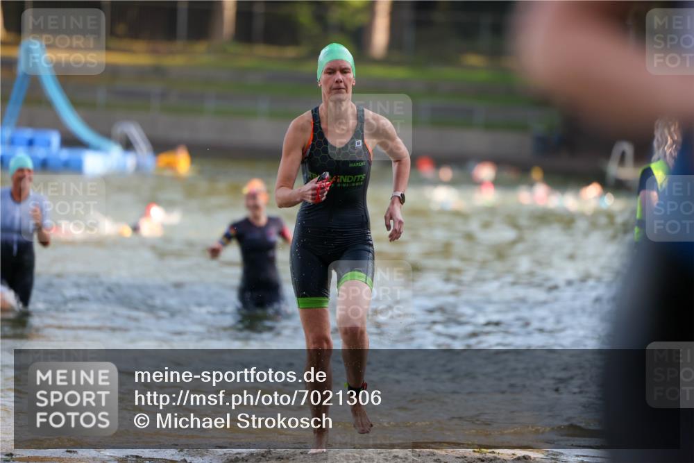 08.09.2024 - Stadtparktriathlon Michael Strokosch http://msf.ph/oto/7021306 08.09.2024 09:06:57 Schwimmen 140, 150, 151, 163 meine-sportfotos.de