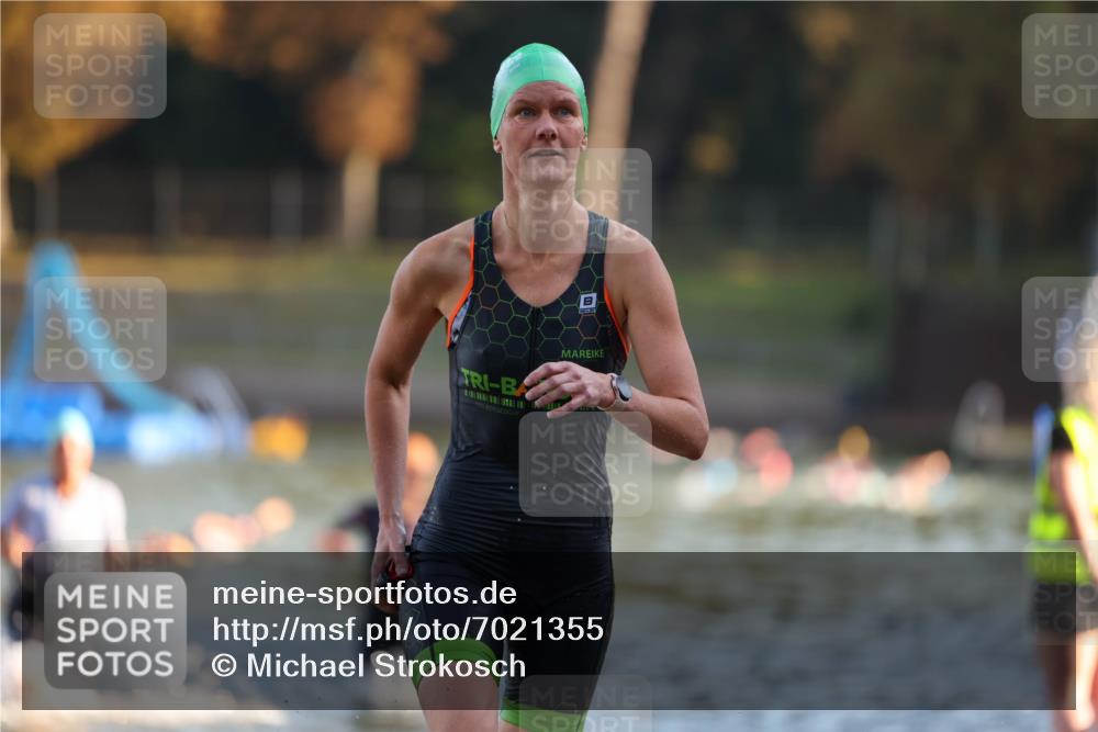 08.09.2024 - Stadtparktriathlon Michael Strokosch http://msf.ph/oto/7021355 08.09.2024 09:06:59 Schwimmen 140, 151, 163 meine-sportfotos.de