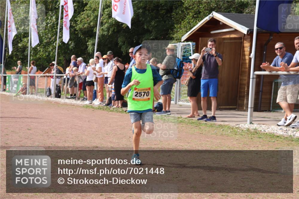 08.09.2024 - Airport Race Strokosch-Dieckow http://msf.ph/oto/7021448 08.09.2024 12:01:57 Ziel 2570, 2684, 2844 meine-sportfotos.de