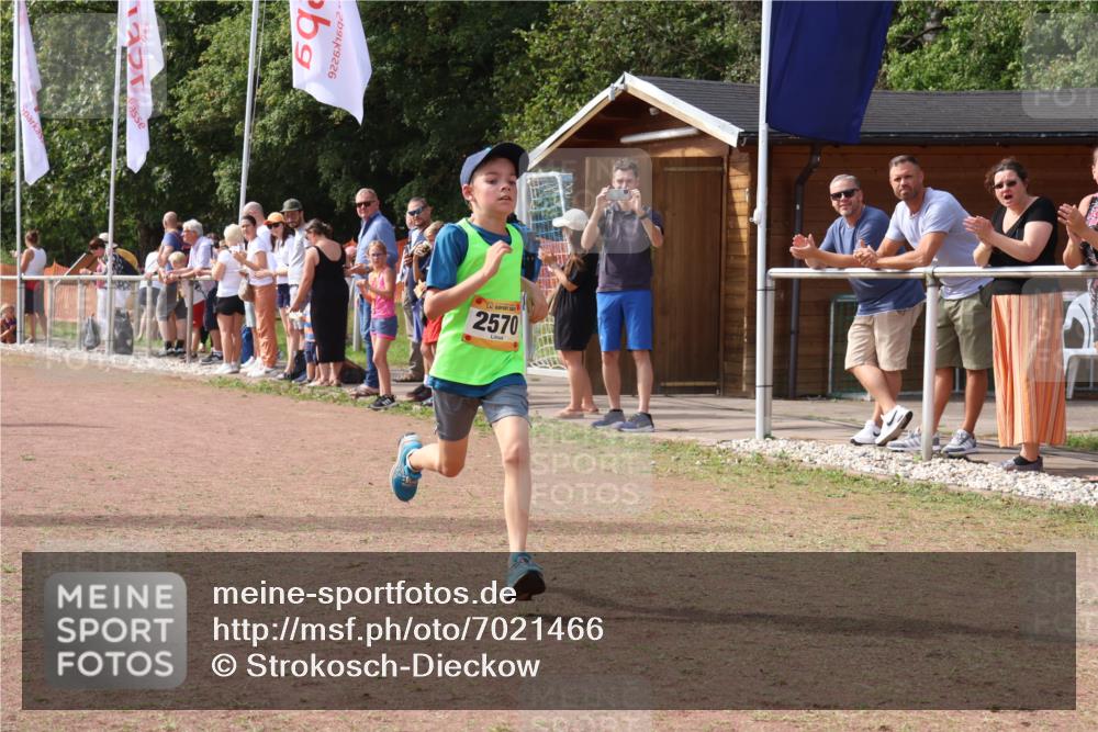 08.09.2024 - Airport Race Strokosch-Dieckow http://msf.ph/oto/7021466 08.09.2024 12:01:57 Ziel 2570, 2684, 2844 meine-sportfotos.de