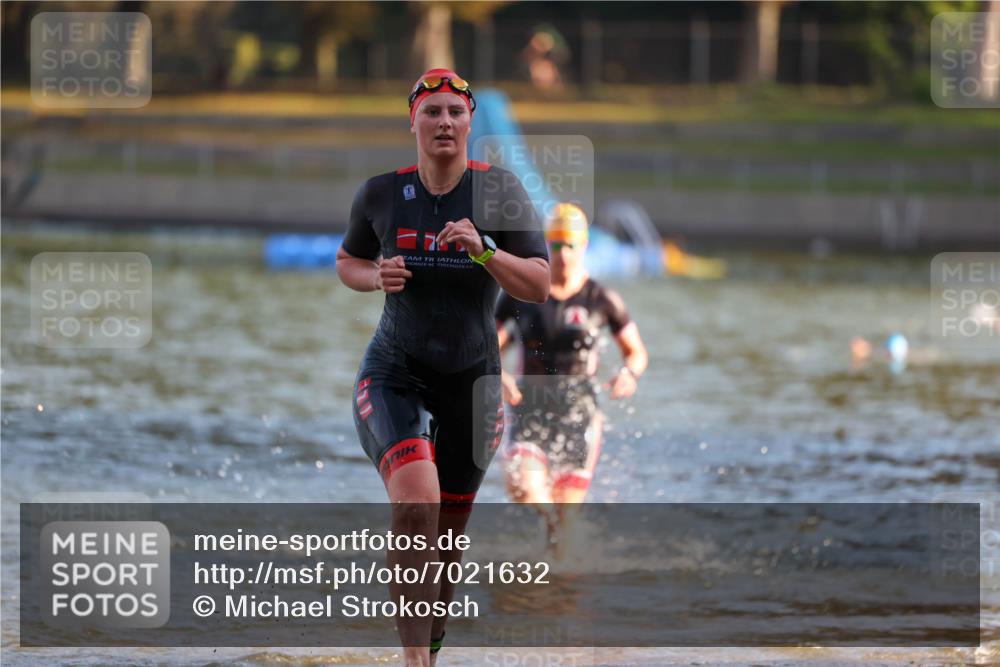 08.09.2024 - Stadtparktriathlon Michael Strokosch http://msf.ph/oto/7021632 08.09.2024 09:07:22 Schwimmen 144, 157, 173 meine-sportfotos.de