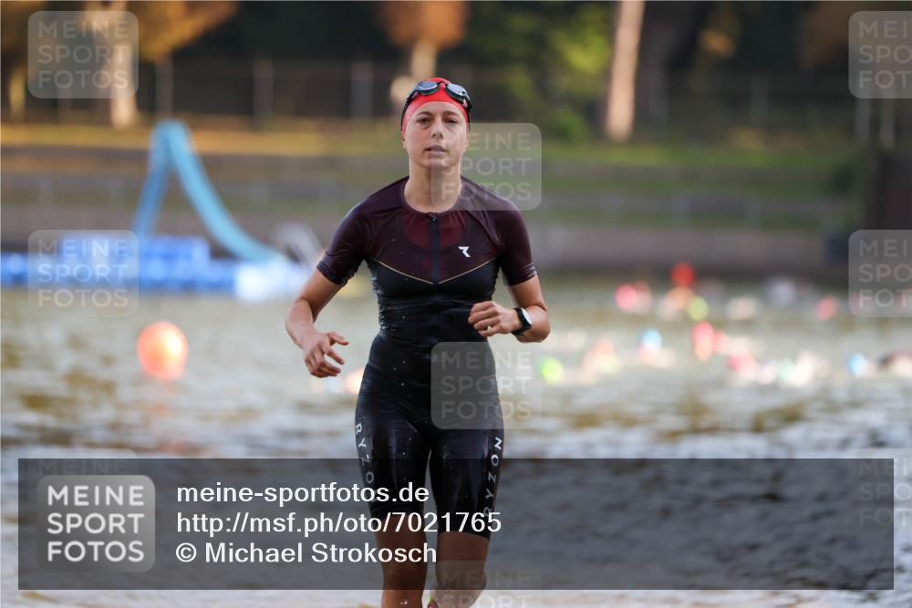 08.09.2024 - Stadtparktriathlon Michael Strokosch http://msf.ph/oto/7021765 08.09.2024 09:07:30 Schwimmen 144 meine-sportfotos.de