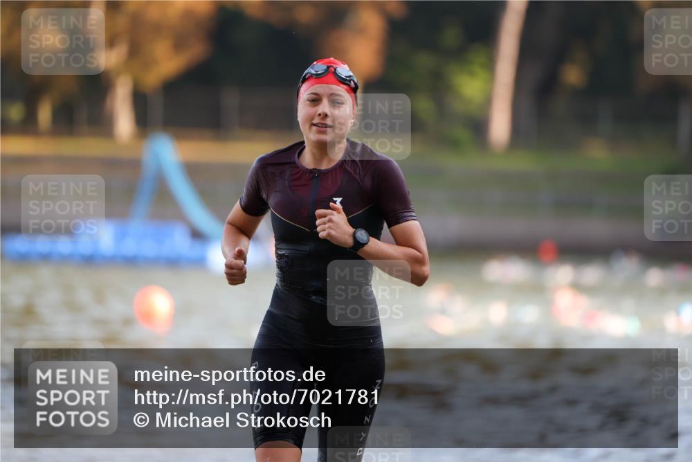 08.09.2024 - Stadtparktriathlon Michael Strokosch http://msf.ph/oto/7021781 08.09.2024 09:07:30 Schwimmen 144 meine-sportfotos.de