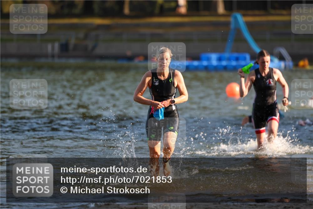 08.09.2024 - Stadtparktriathlon Michael Strokosch http://msf.ph/oto/7021853 08.09.2024 09:07:56 Schwimmen 52, 132, 134, 152, 156, 171 meine-sportfotos.de