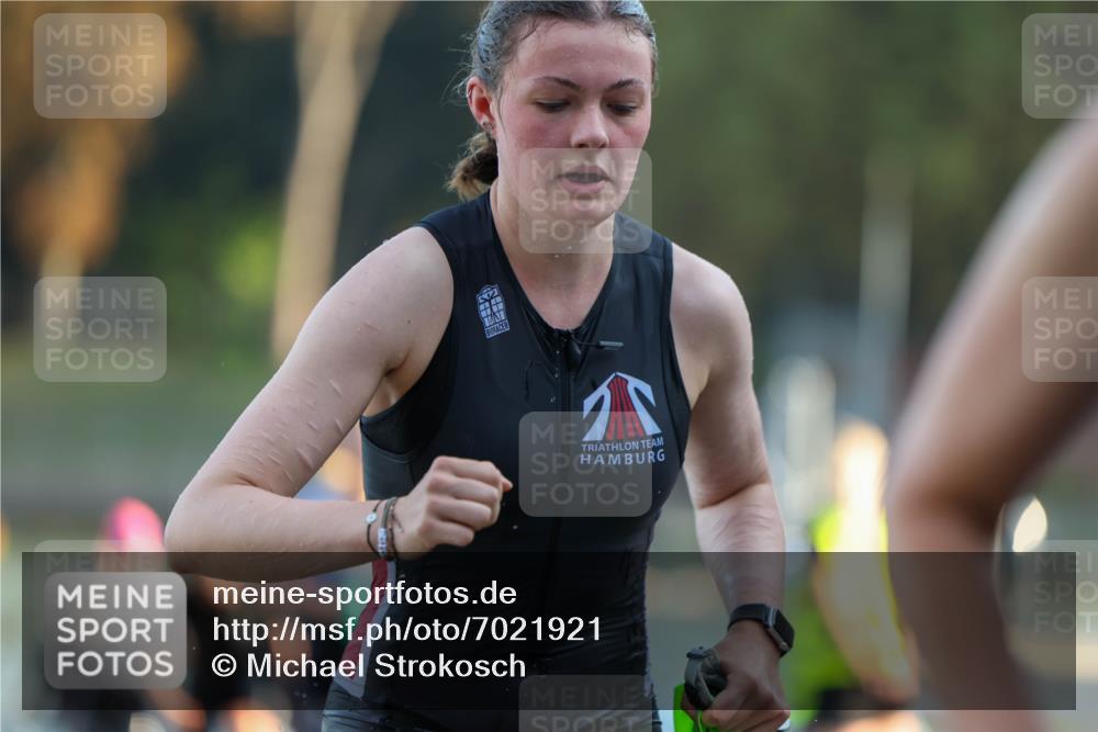 08.09.2024 - Stadtparktriathlon Michael Strokosch http://msf.ph/oto/7021921 08.09.2024 09:08:02 Schwimmen 52, 132, 134, 152, 156, 165, 171, 175, 176, 180 meine-sportfotos.de
