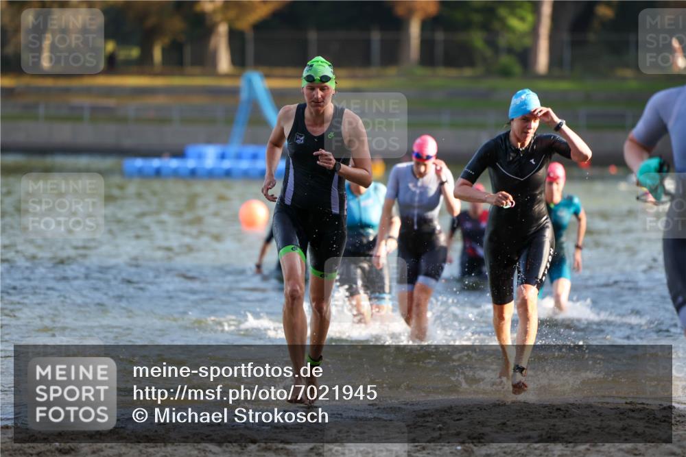 08.09.2024 - Stadtparktriathlon Michael Strokosch http://msf.ph/oto/7021945 08.09.2024 09:08:04 Schwimmen 52, 132, 152, 156, 165, 175, 176, 180 meine-sportfotos.de