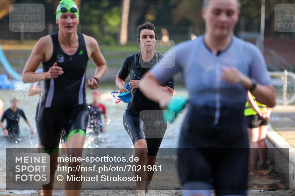 08.09.2024 - Stadtparktriathlon Michael Strokosch http://msf.ph/oto/7021981 08.09.2024 09:08:06 Schwimmen 52, 132, 152, 156, 165, 175, 176, 180 meine-sportfotos.de