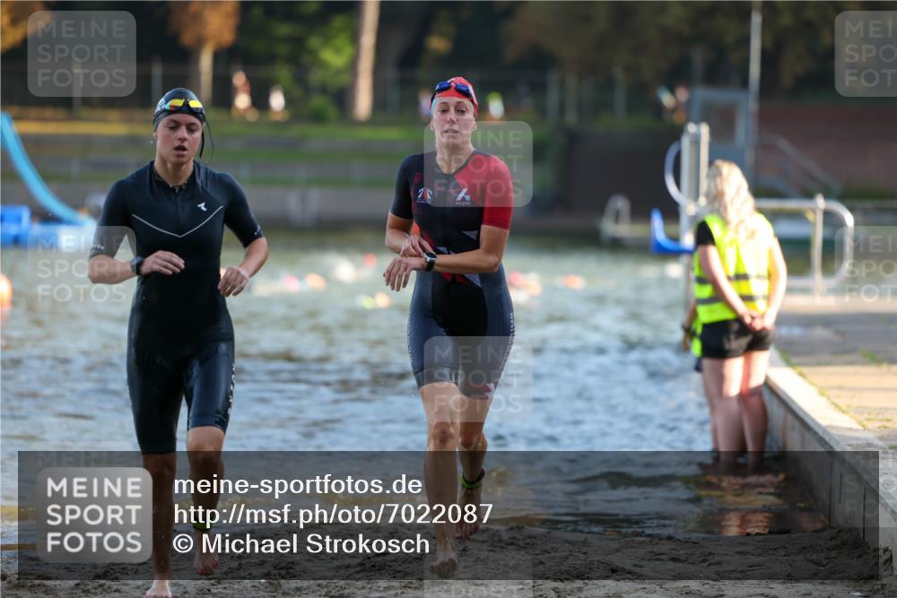 08.09.2024 - Stadtparktriathlon Michael Strokosch http://msf.ph/oto/7022087 08.09.2024 09:08:14 Schwimmen 175, 176 meine-sportfotos.de