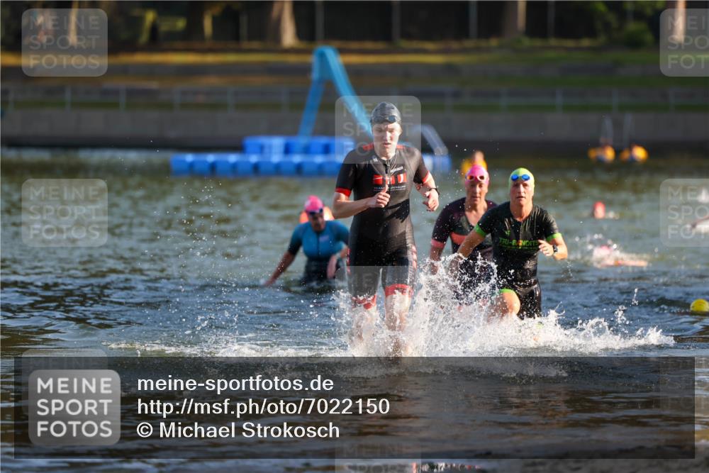 08.09.2024 - Stadtparktriathlon Michael Strokosch http://msf.ph/oto/7022150 08.09.2024 09:08:45 Schwimmen 135, 155, 161, 164 meine-sportfotos.de