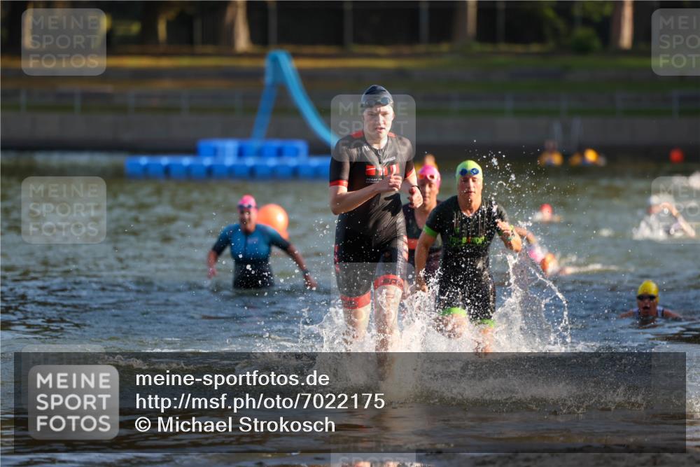 08.09.2024 - Stadtparktriathlon Michael Strokosch http://msf.ph/oto/7022175 08.09.2024 09:08:46 Schwimmen 135, 155, 161, 164, 178 meine-sportfotos.de