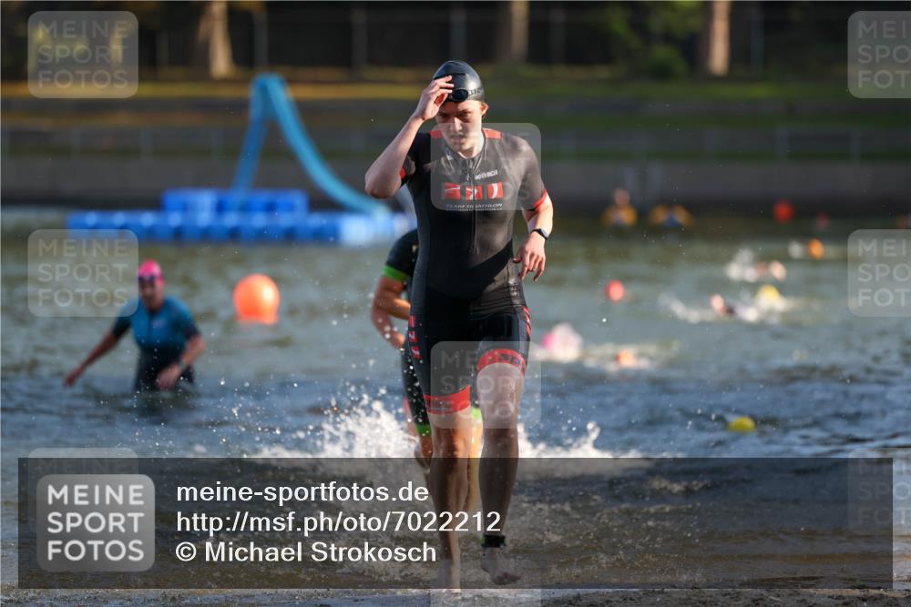 08.09.2024 - Stadtparktriathlon Michael Strokosch http://msf.ph/oto/7022212 08.09.2024 09:08:47 Schwimmen 135, 155, 161, 164, 178 meine-sportfotos.de