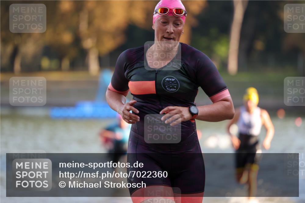 08.09.2024 - Stadtparktriathlon Michael Strokosch http://msf.ph/oto/7022360 08.09.2024 09:08:53 Schwimmen 135, 143, 161, 164, 178 meine-sportfotos.de