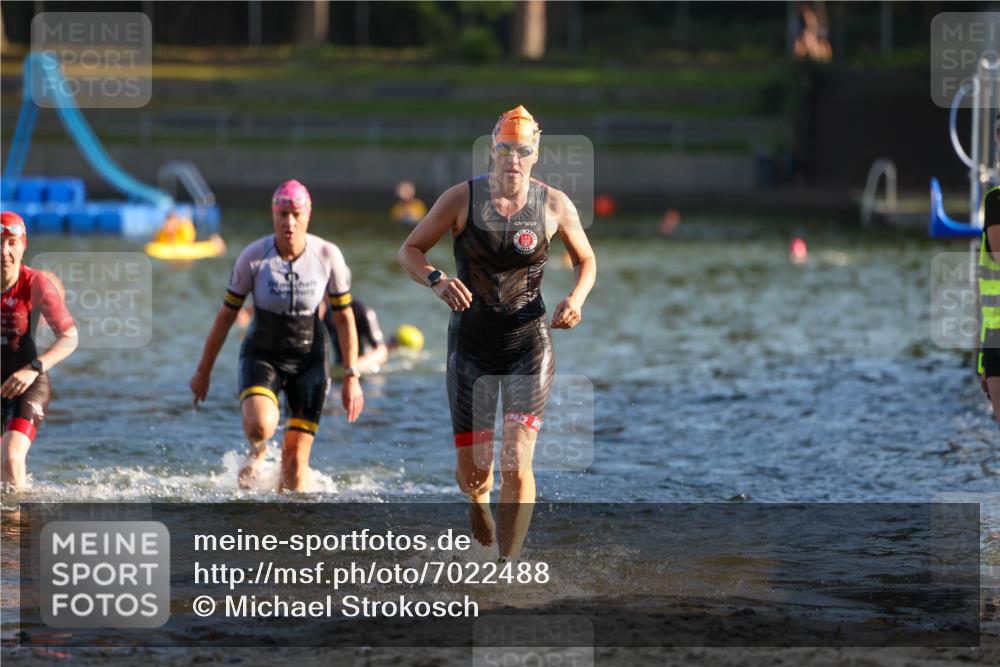 08.09.2024 - Stadtparktriathlon Michael Strokosch http://msf.ph/oto/7022488 08.09.2024 09:09:03 Schwimmen 143, 145, 162 meine-sportfotos.de