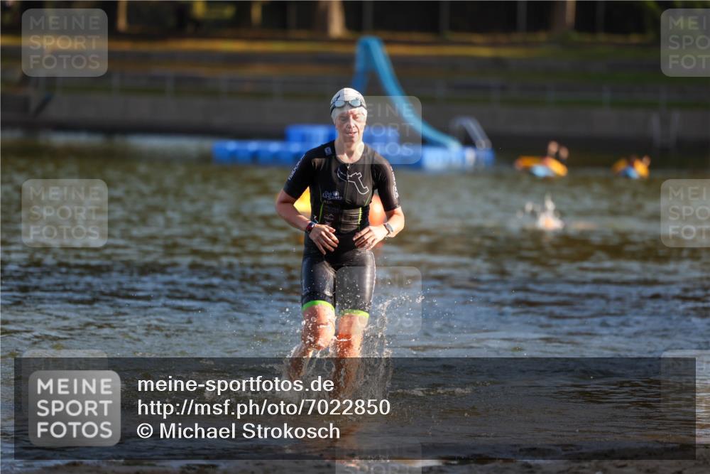 08.09.2024 - Stadtparktriathlon Michael Strokosch http://msf.ph/oto/7022850 08.09.2024 09:09:33 Schwimmen 168 meine-sportfotos.de